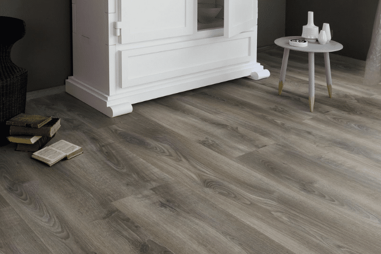 Hình ảnh lát Sàn Gỗ Kaindl Aqua Pro 37197AV