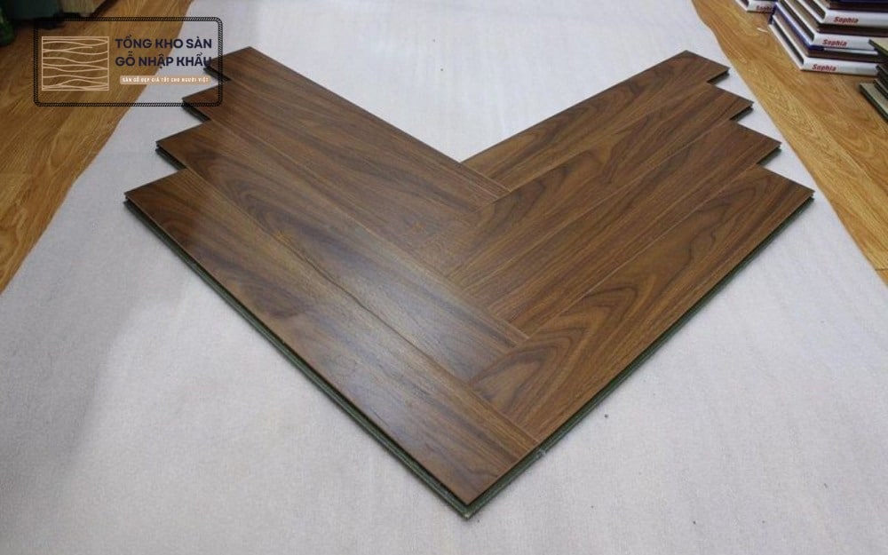 Hình Ảnh Sàn Gỗ Xương Cá Ferary 12mm – FA99